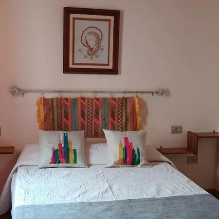 Duplex Playa De San Juan Apartment